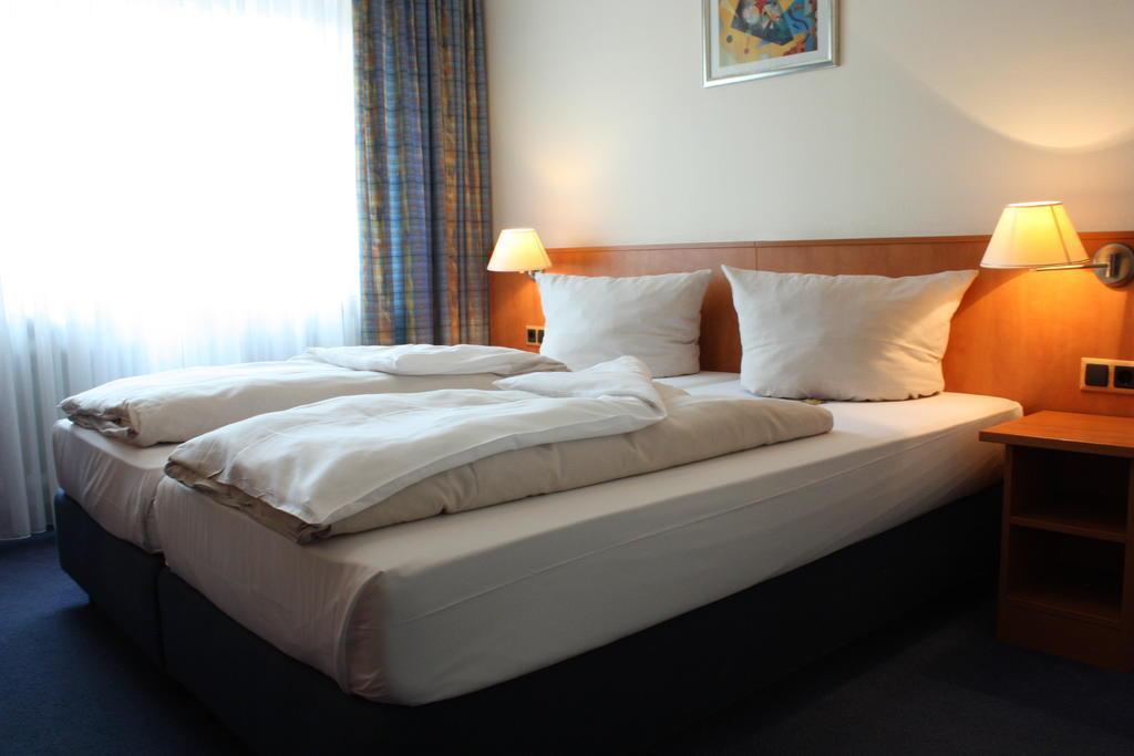 Niederräder Hof 3* Frankfurt am Main