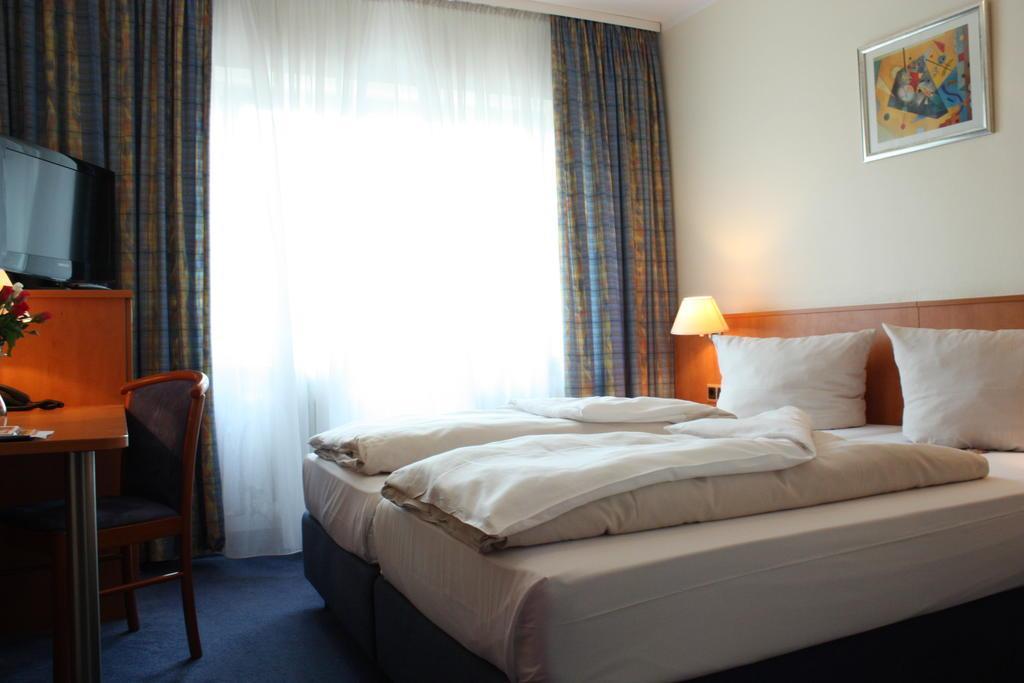 Niederraeder Hof Hotel Frankfurt am Main