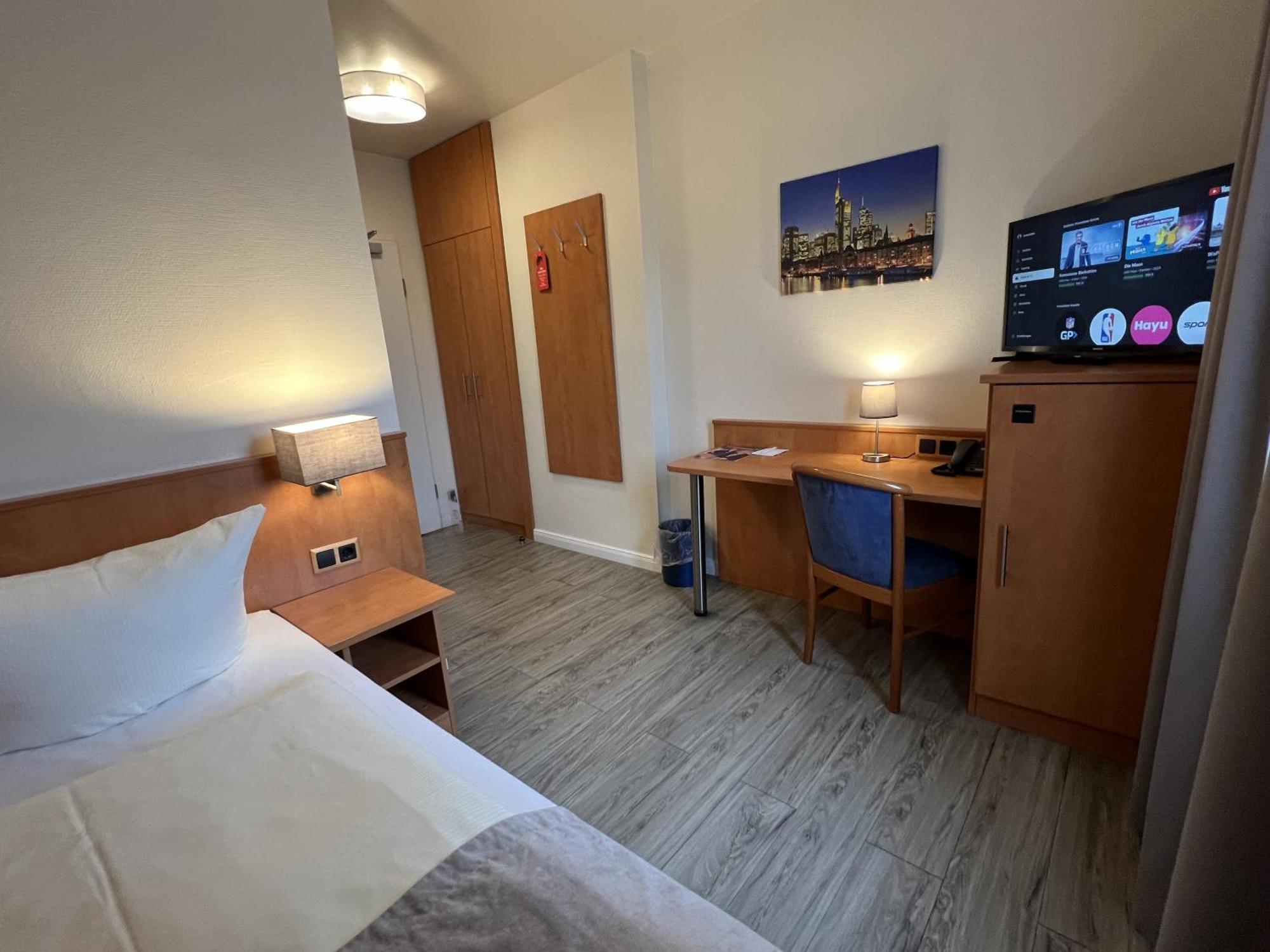 Niederraeder Hof 3* Frankfurt am Main